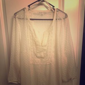 Three-quarter length sleeve blouse